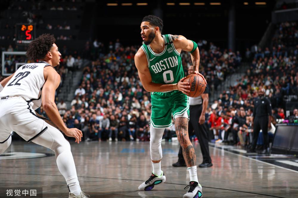 观众欢呼不 观众欢呼不