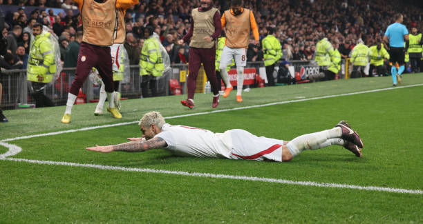 吸引了超过 吸引了超过